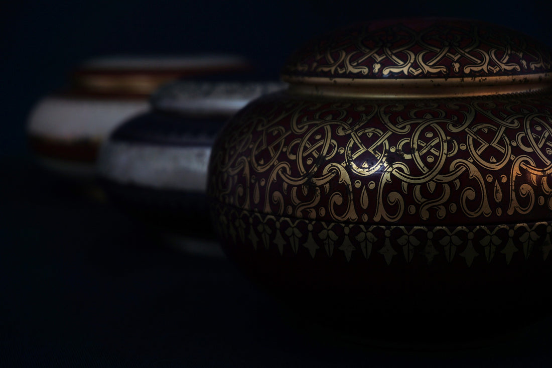Exploring The Most Popular Symbols Engraved on Cremation Urns