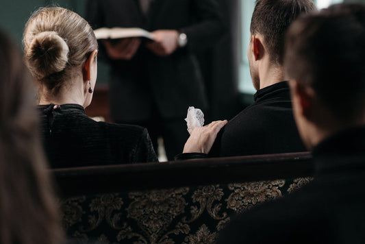 Funeral Jewelry: How to Choose Jewelry for Funeral Occasions?