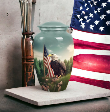10 inch large Urn with 2 Keepsake 3 Inch Urns