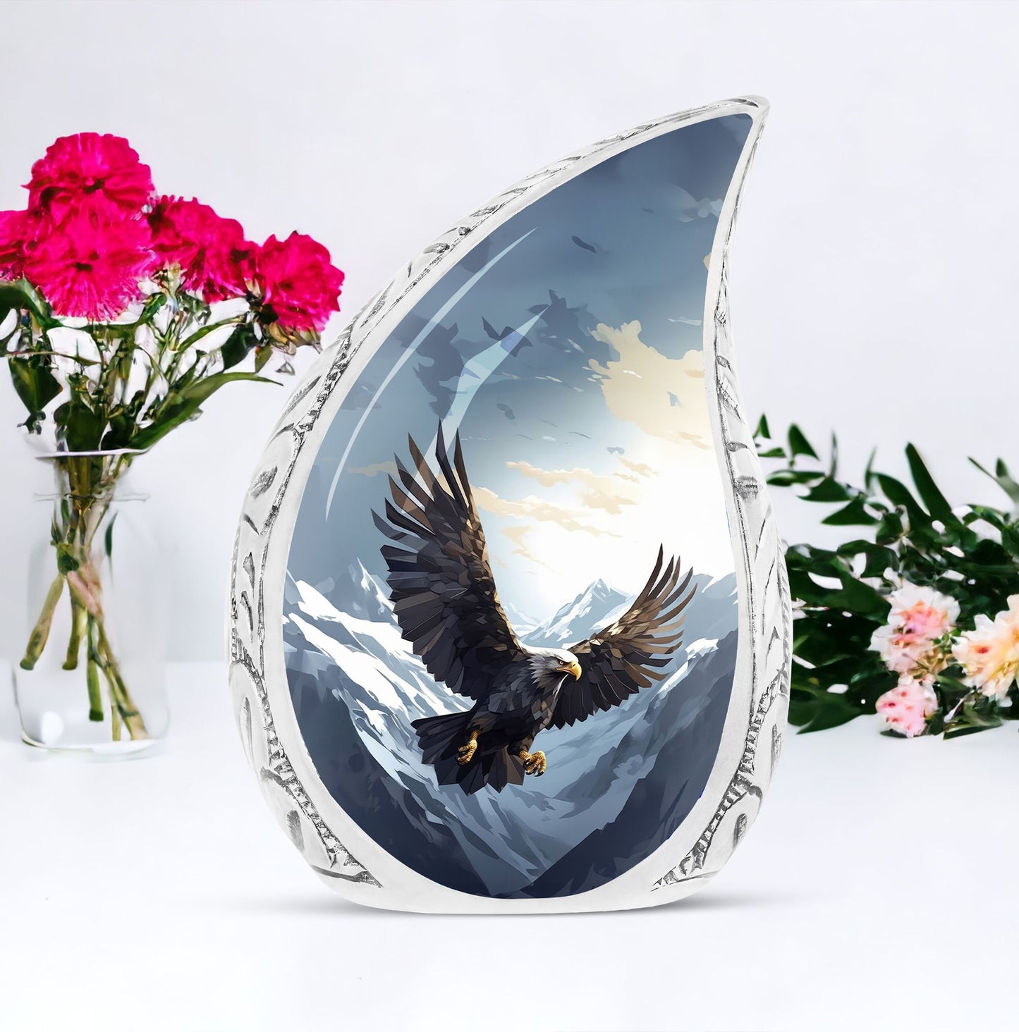 Classic design 3 inch flying eagle urn for human ashes.