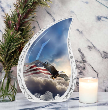 Large Urn with 1 Keepsake