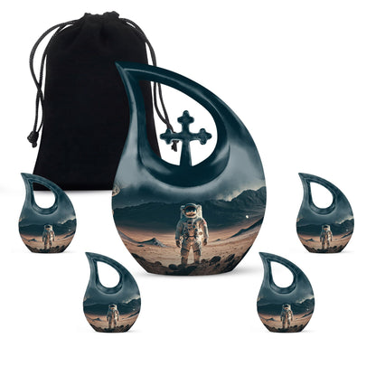 10-inch Cross Drop Astronaut Urn made 