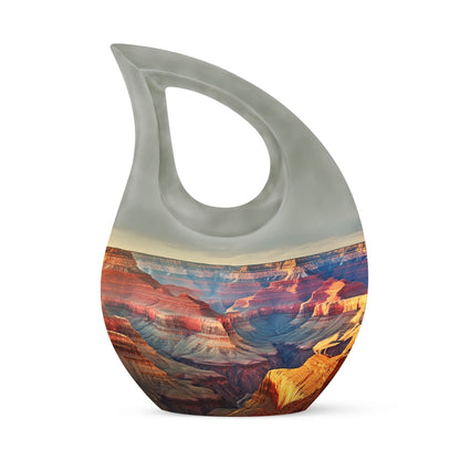 10 inch Monutain Urn