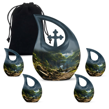 Wilderness urn