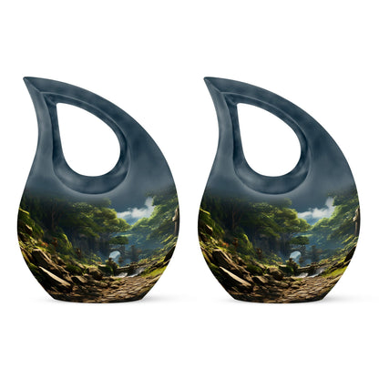 Wilderness urn