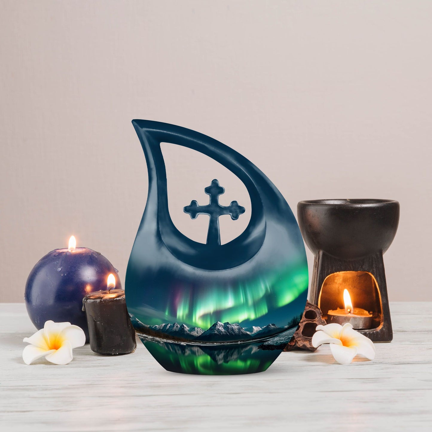 Aurora Borealis urn