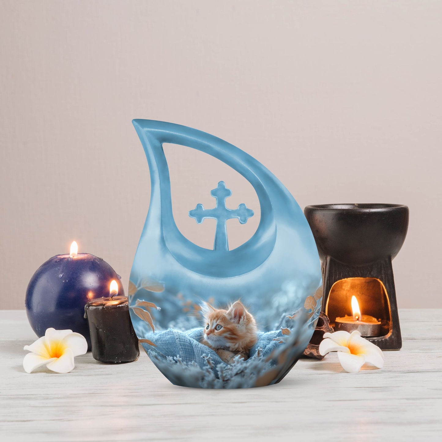 Ember Eyed Large Urn