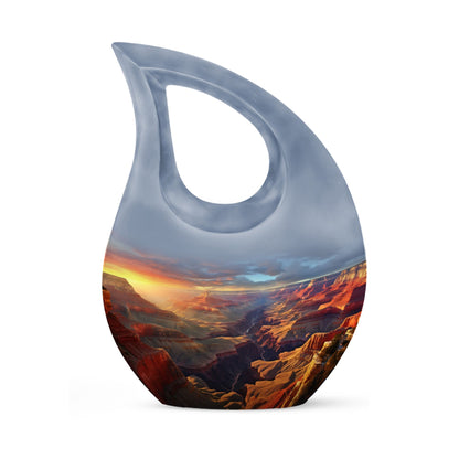 Nature themed Beautiful Urn