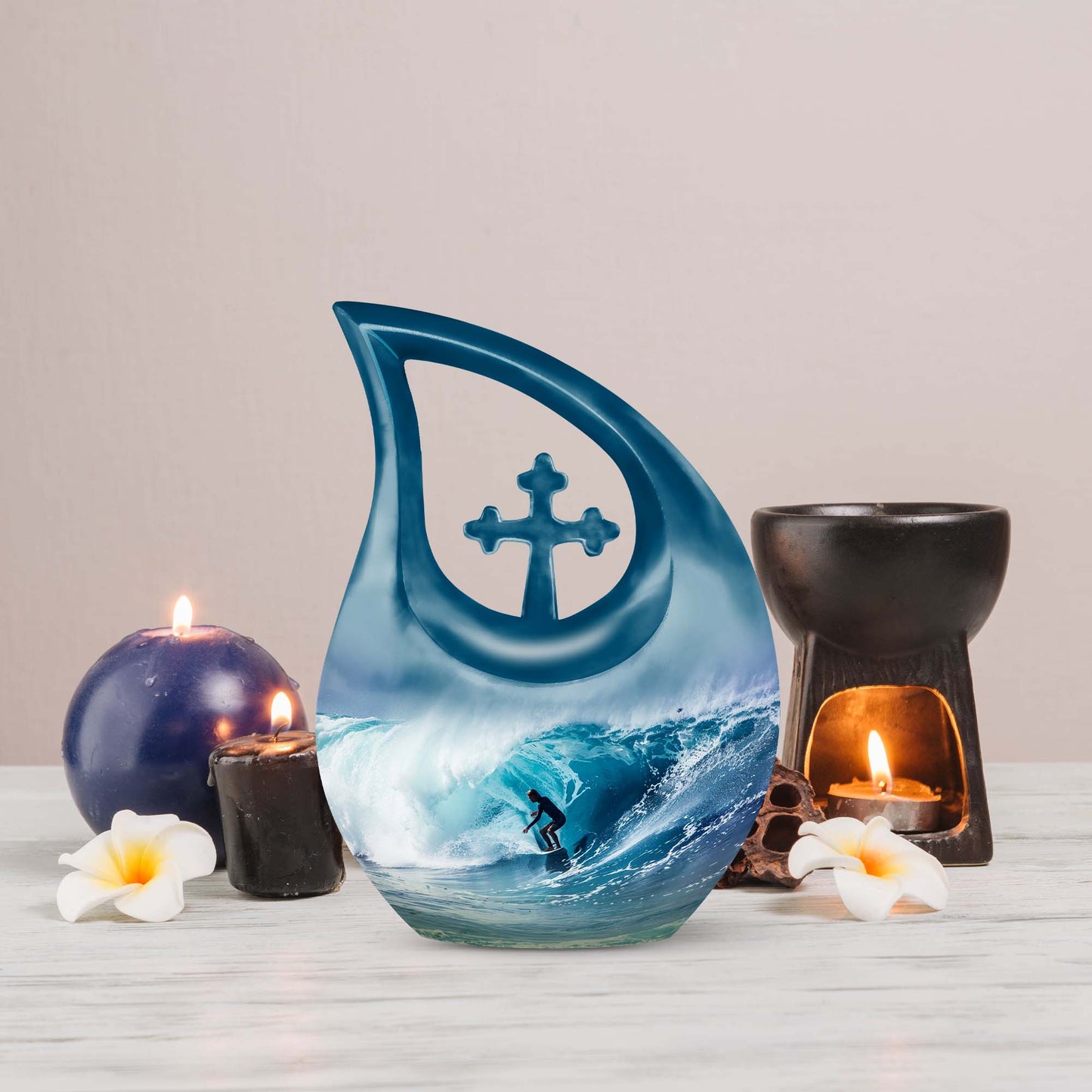 Conquering The Cresting Mini Urn