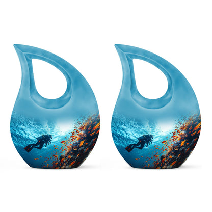 Dive Of Discovery Urn