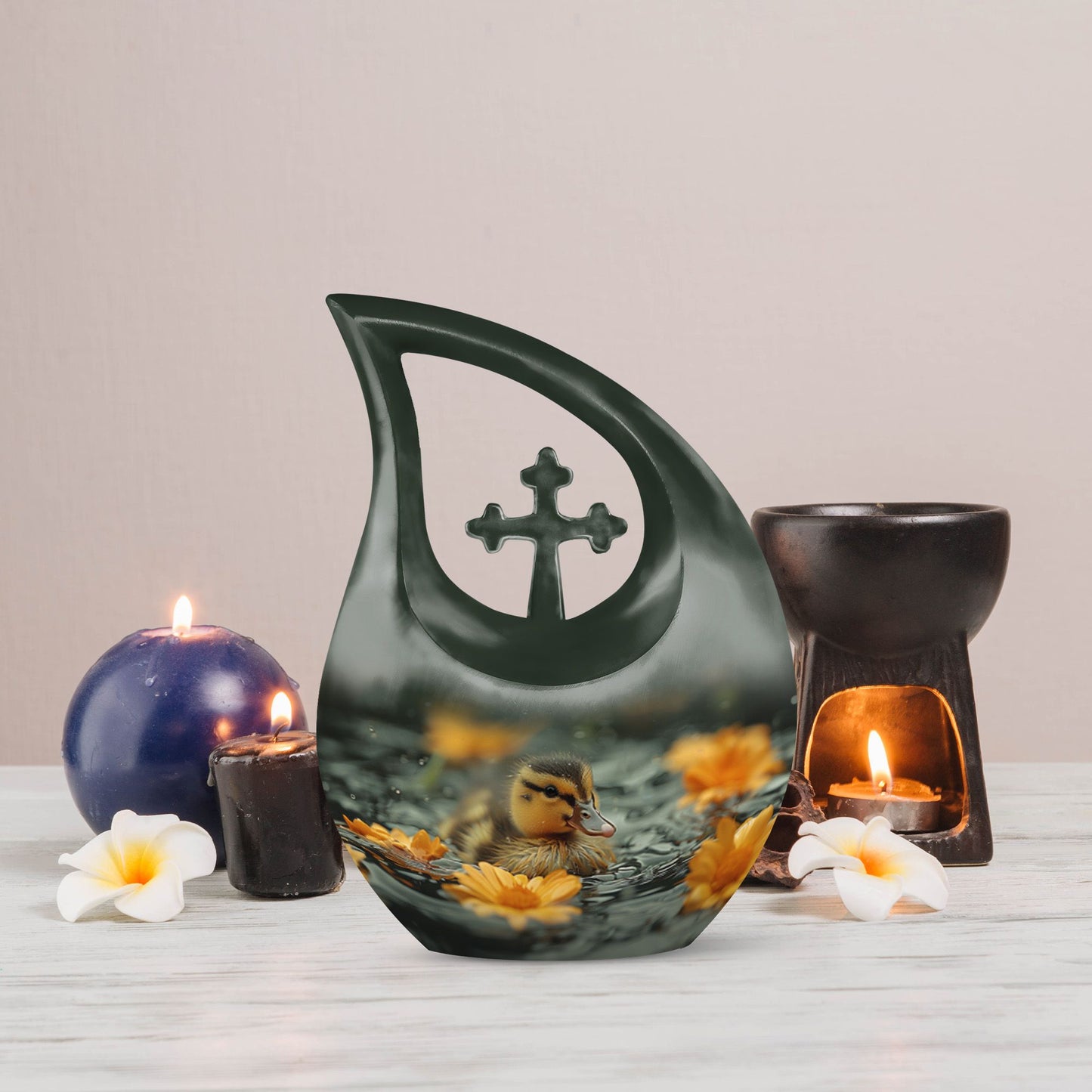 10-inch Duckling's Sunset Bloom Urn 