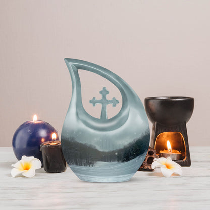 Unique Small Snowflakes Urn, 