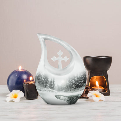 10-inch Mountain Winter Urn 
