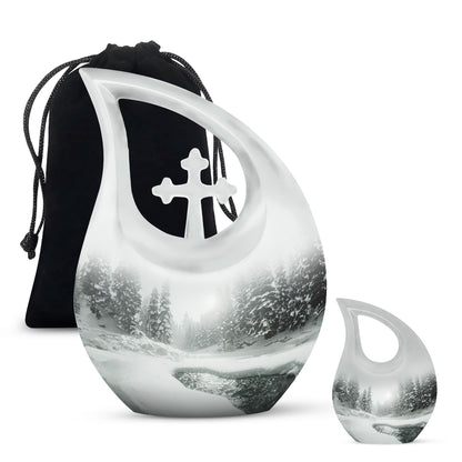 10-inch Mountain Winter Urn 