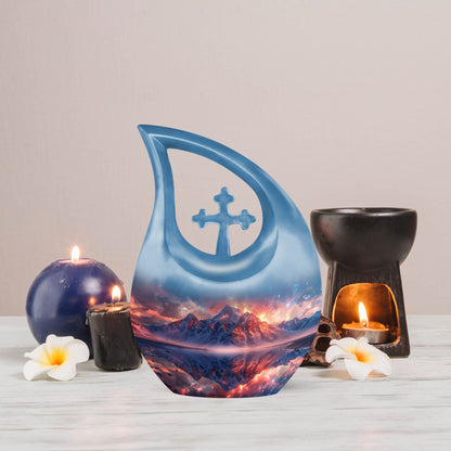 Mountains Urn