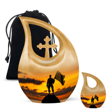 10 inch large Urn with 1 Keepsake 3 Inch Urn