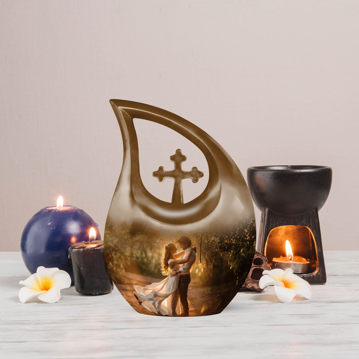 Dancing Urn