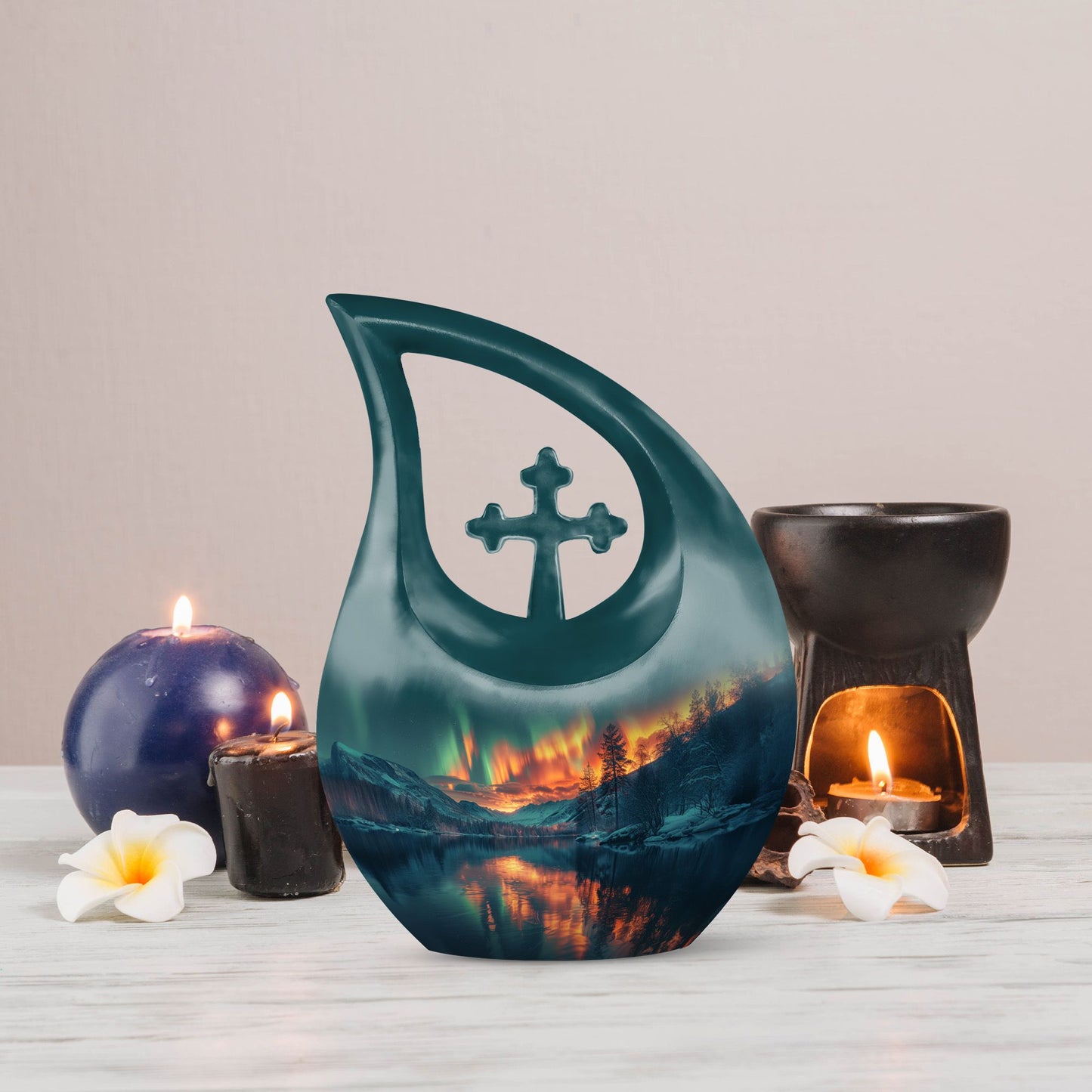 10-Inch Northern Lights Urn 