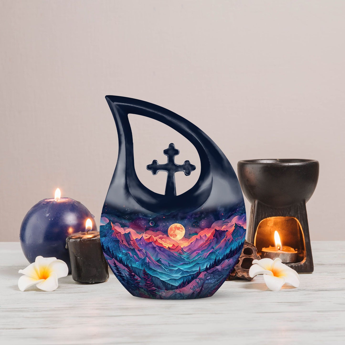 Mountains Urn