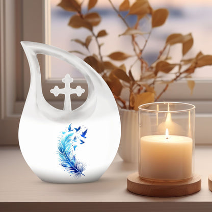 Feather Urn made of aluminium for ashes