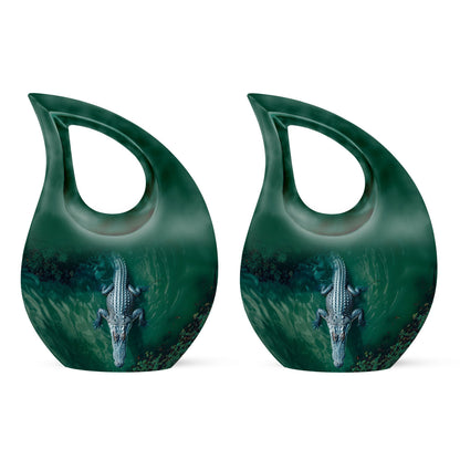 Medium size Alaigator-themed urn