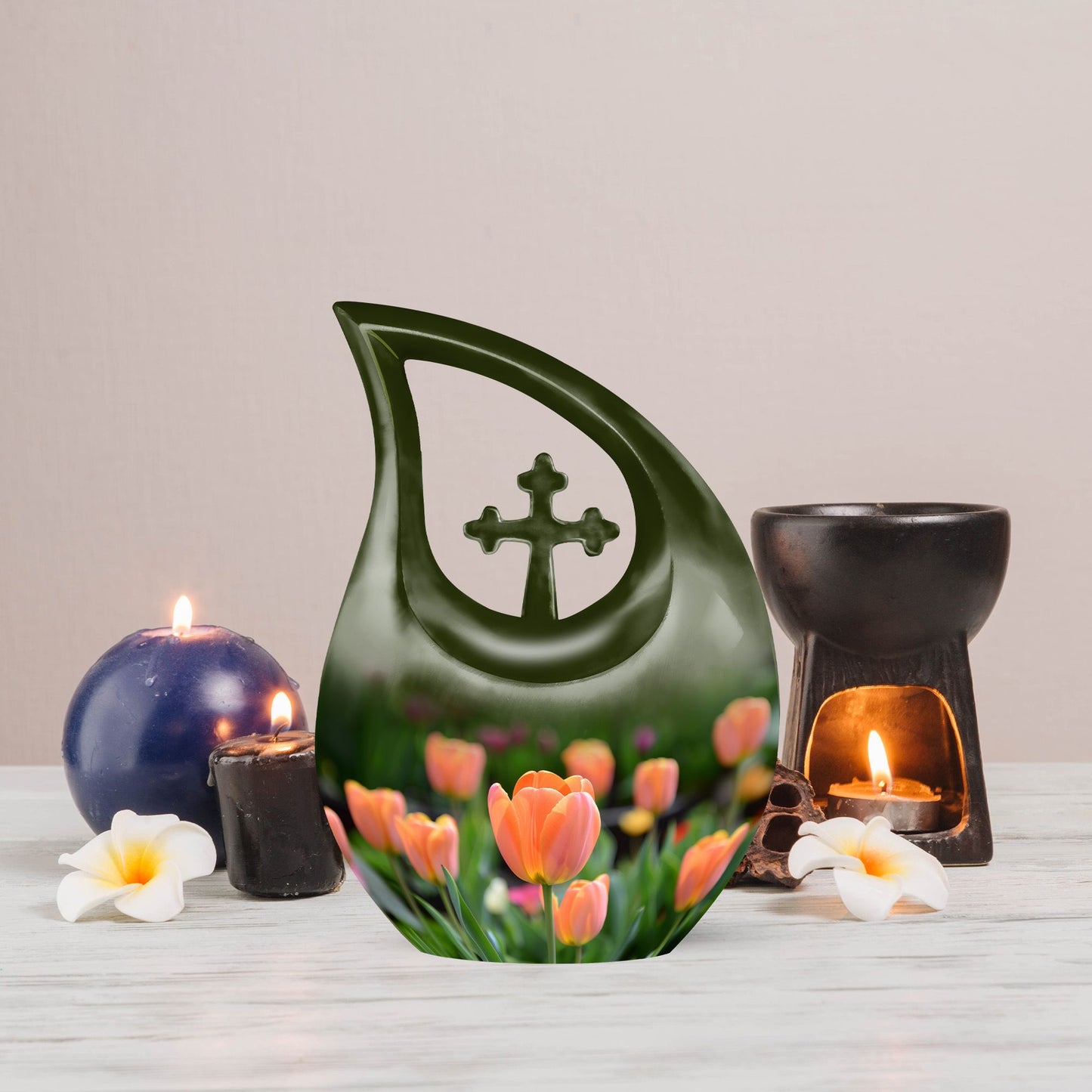 10-inch aluminium Tulip urn