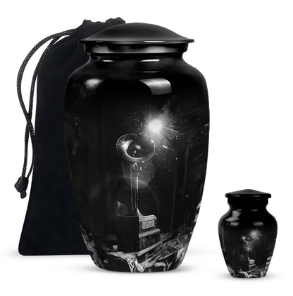 10-inch Gramophone Urn