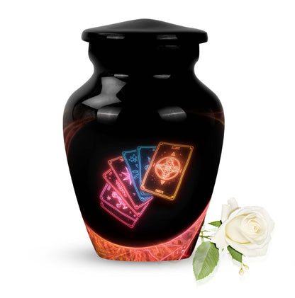  Tarot Urn
