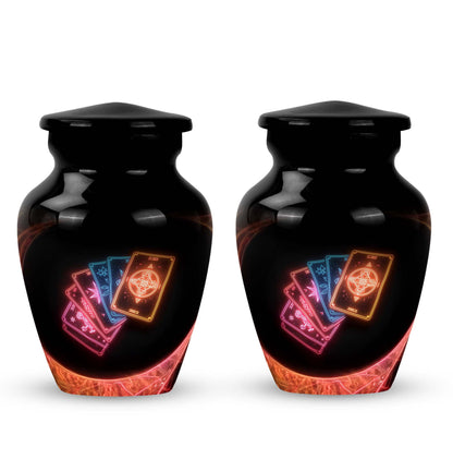  Tarot Urn