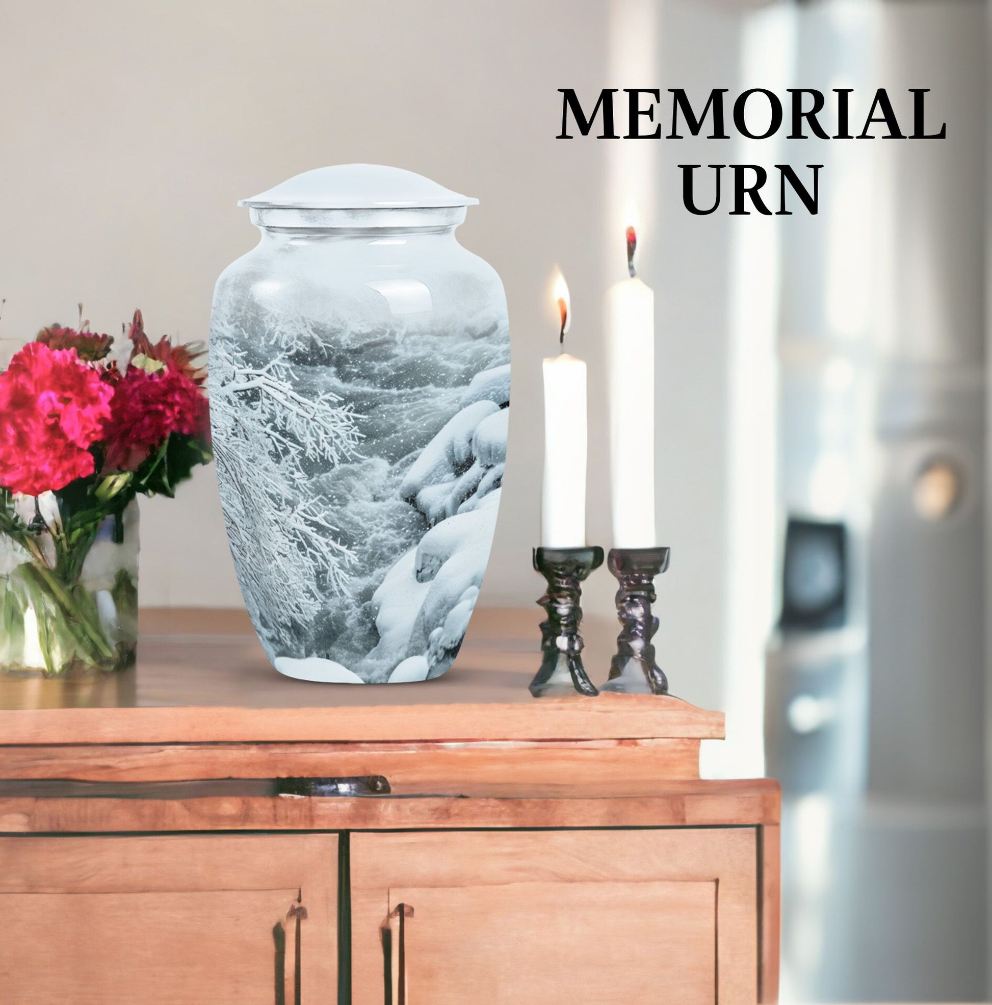 Classic 10-inch Mountains Urn