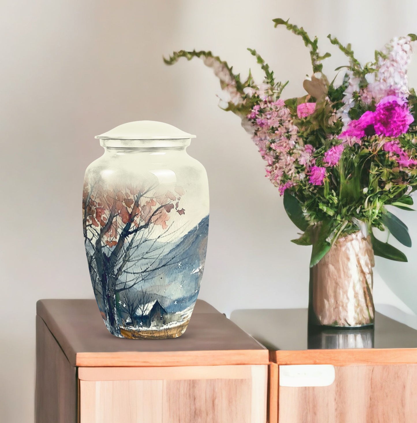  Mountains Urn