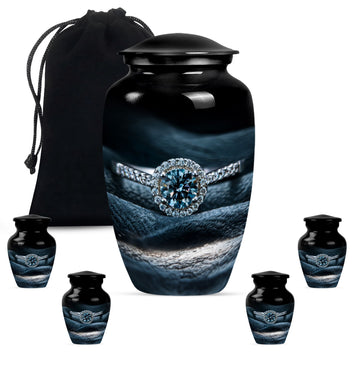 Large Urn With 4 Keepsake Urn