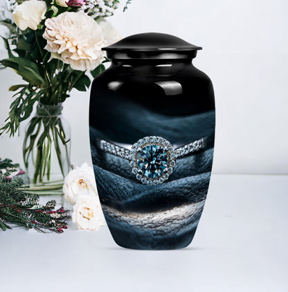 classic ring urn in aluminium for men.