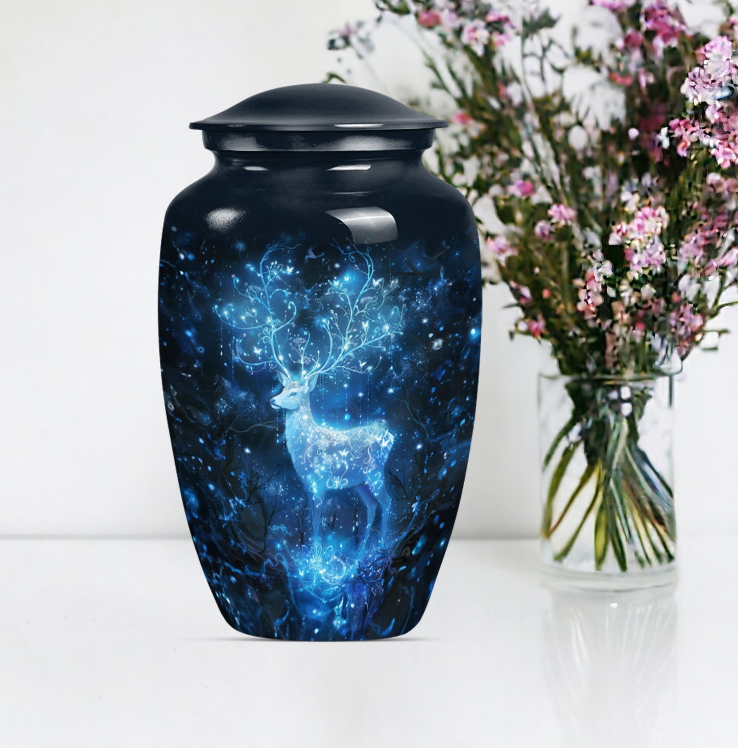 10-inch Classic Aluminium Urn with a Wolf Howling theme.