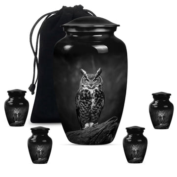 Large Urn With 4 Keepsake Urn