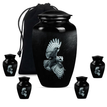 Large Urn With 4 Keepsake Urn