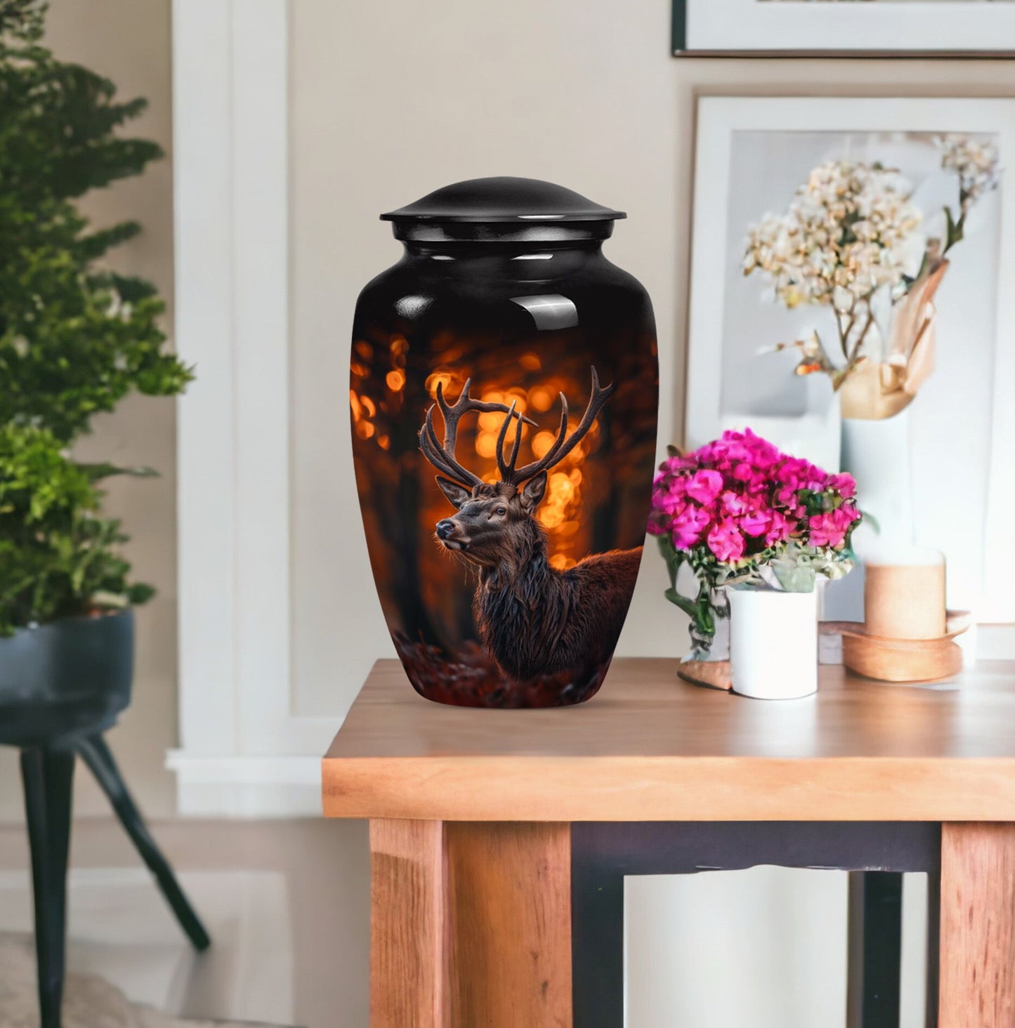 10-inch classic aluminium urn with gramophone theme