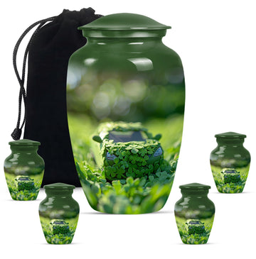 Large Urn With 4 Keepsake Urn