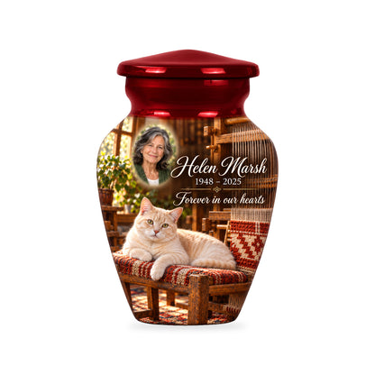 One ringless Loomside Afternoon cat keepsake urn with fictional sample portrait and text.