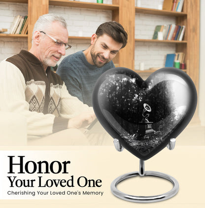 heart-shaped Gramophone Urn