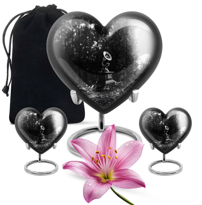 heart-shaped Gramophone Urn