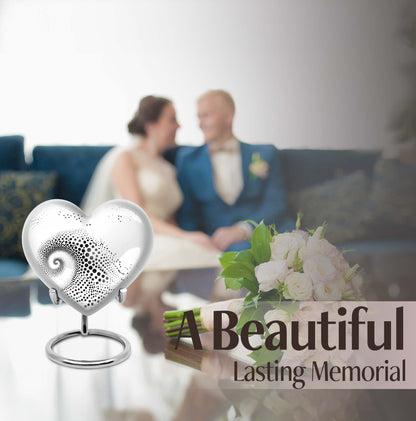  heart-shaped spiral urn