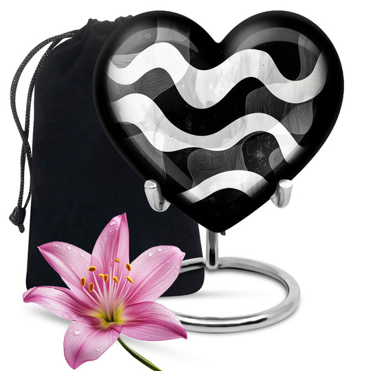 Heart designed Pattern Urn.