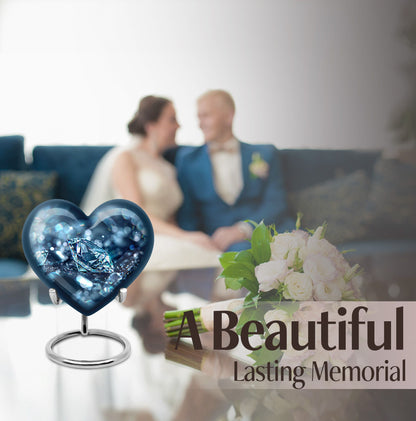 Heart-shaped diamond urn for cremation ashes