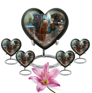 Large Urn with 4 Small Urn