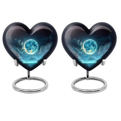 Heart-shaped Lunar Urn in Aluminium, Ideal for Adult Male Dad, Customizable with Engraved Names
