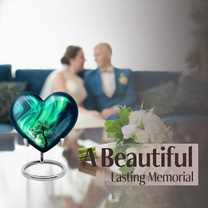 Northern lights heart urn