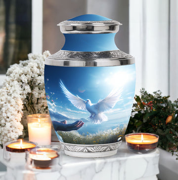 10 inch large Urn with 4 Keepsake 3 Inch Urns