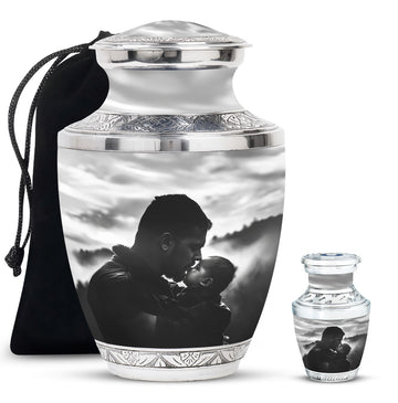 Large Urn With 1 Keepsake Urn